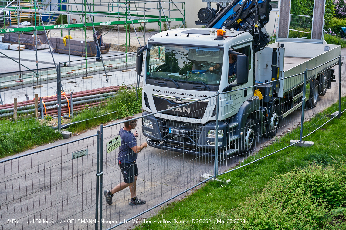 2023-05.30 - neue Wände für das Haus für Kinder
